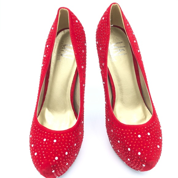 Red High Heels Size 8 - Red - Picture 9 of 10